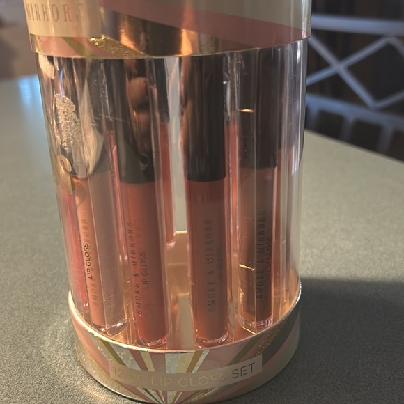 NWT SET OF TWELVE Smoke & Mirrors Gloss On Lip Gloss Set - Picture 6 of 6